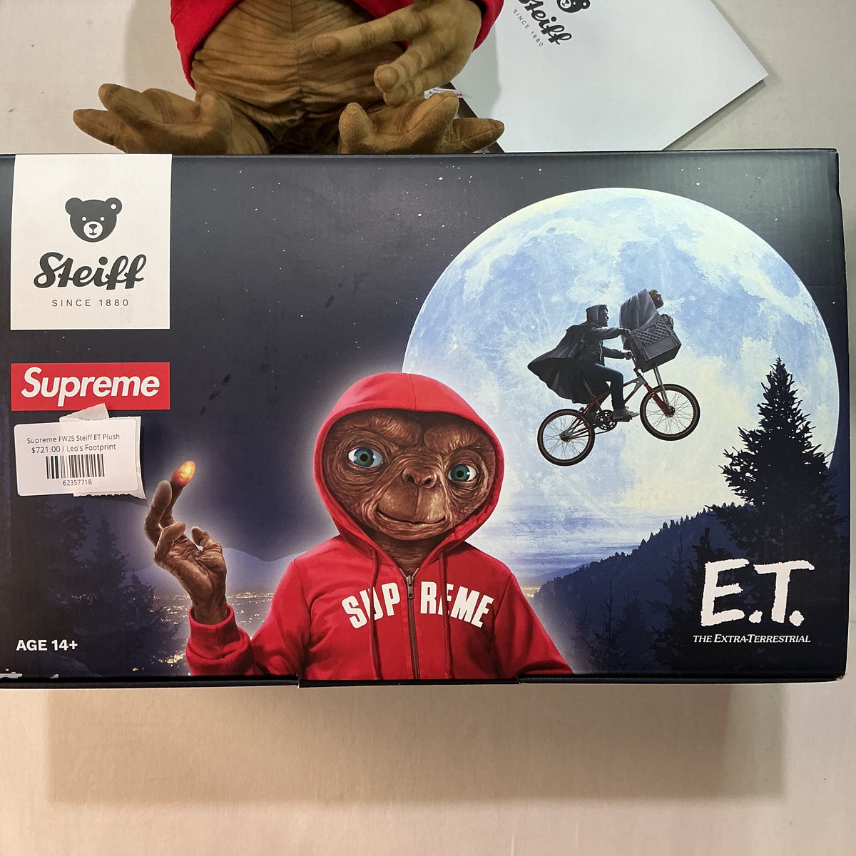 Supreme FW25 Steiff ET Plush