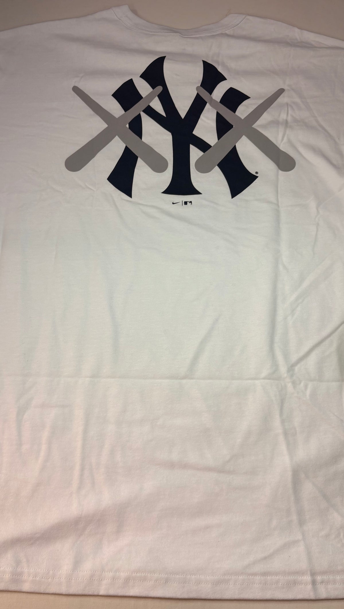 Kaws Nike MLB Elevated Max 90 NY Yankees Tee