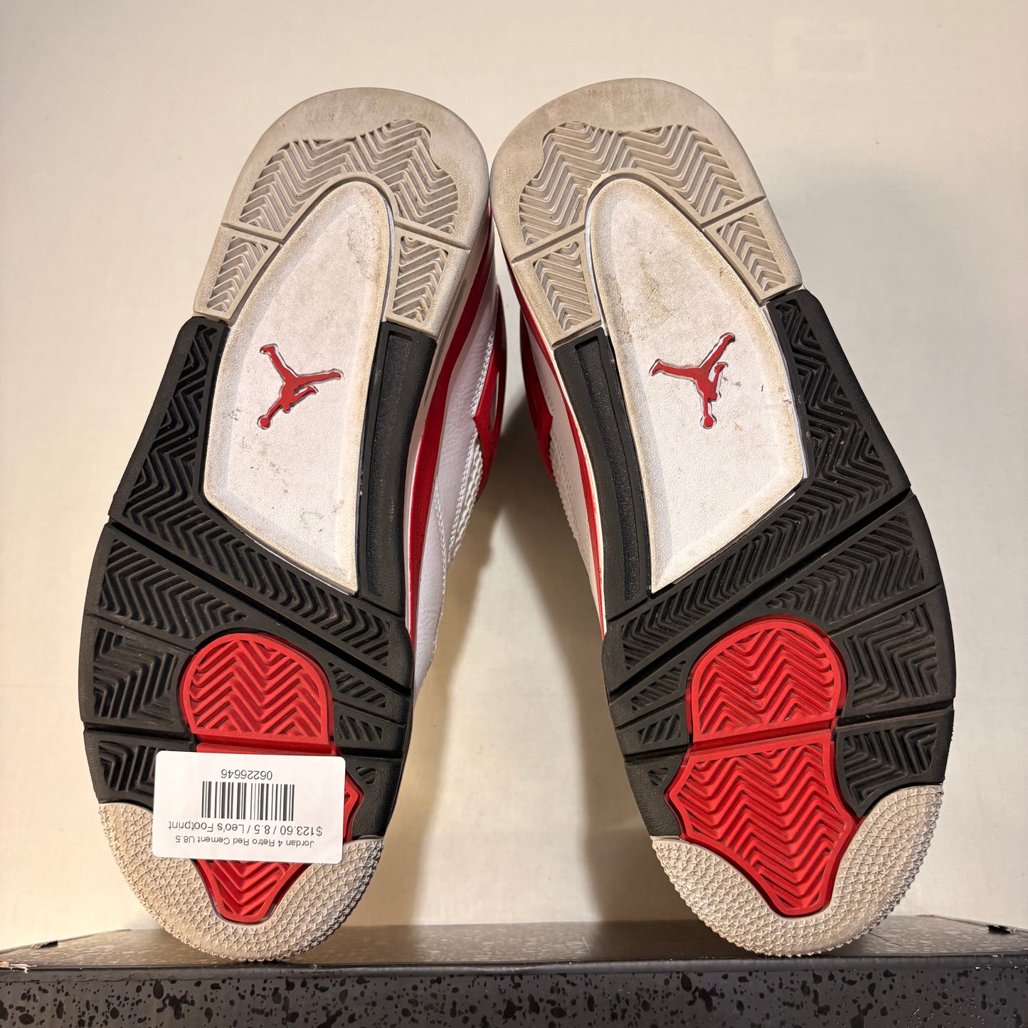 Jordan 4 Retro Red Cement U8.5
