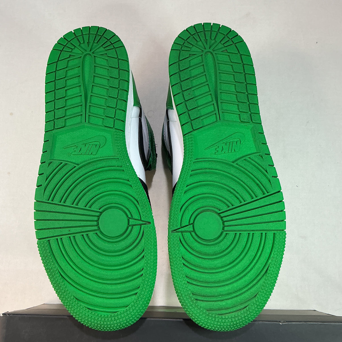 Jordan 1 Retro High Lucky Green U7