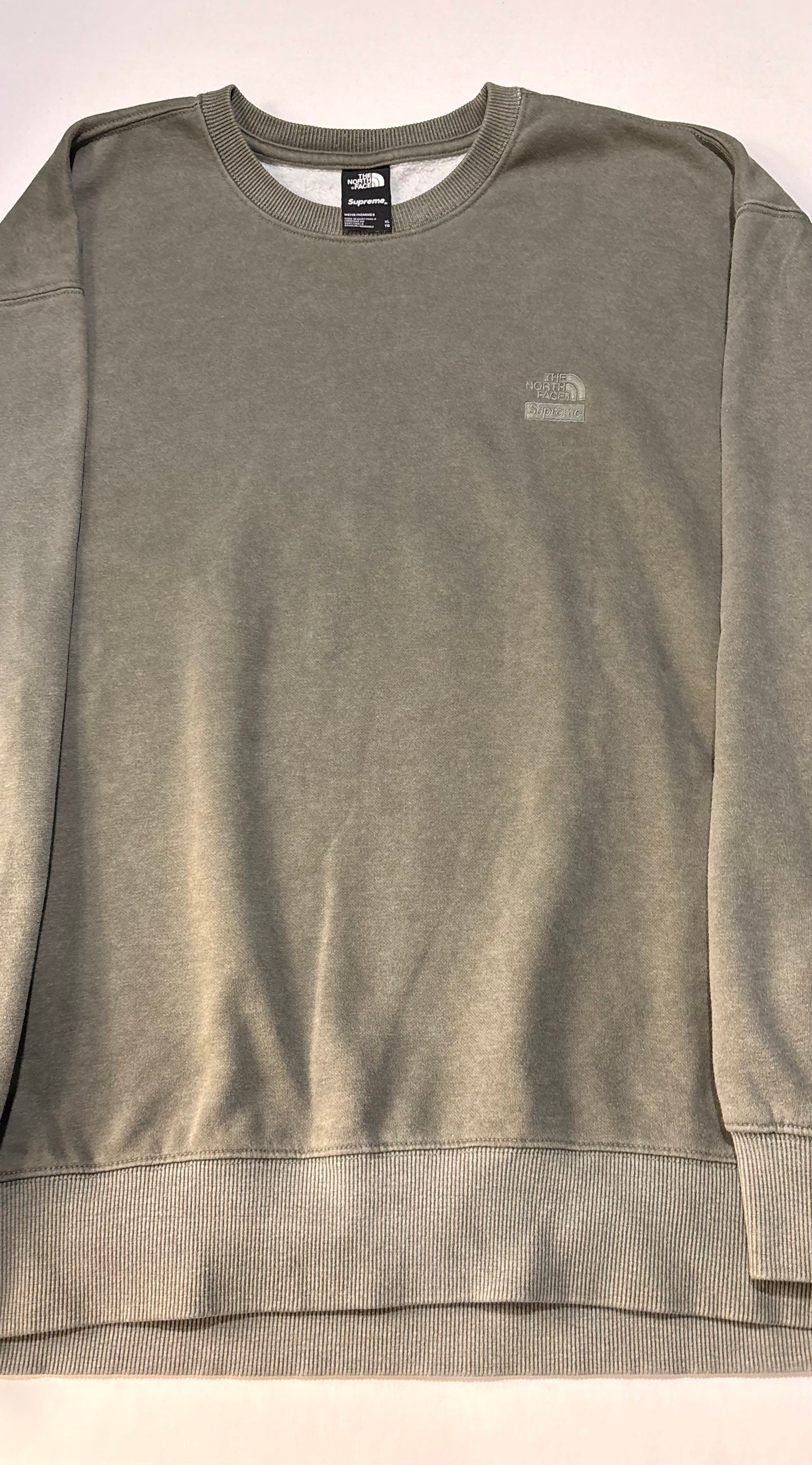 Supreme The North Face Pigment Printed Crewneck U