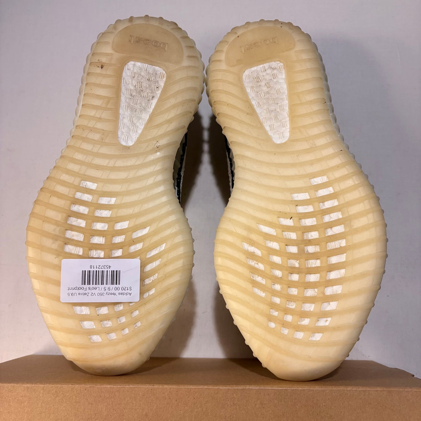 Adidas Yeezy 350 V2 Zebra U9.5
