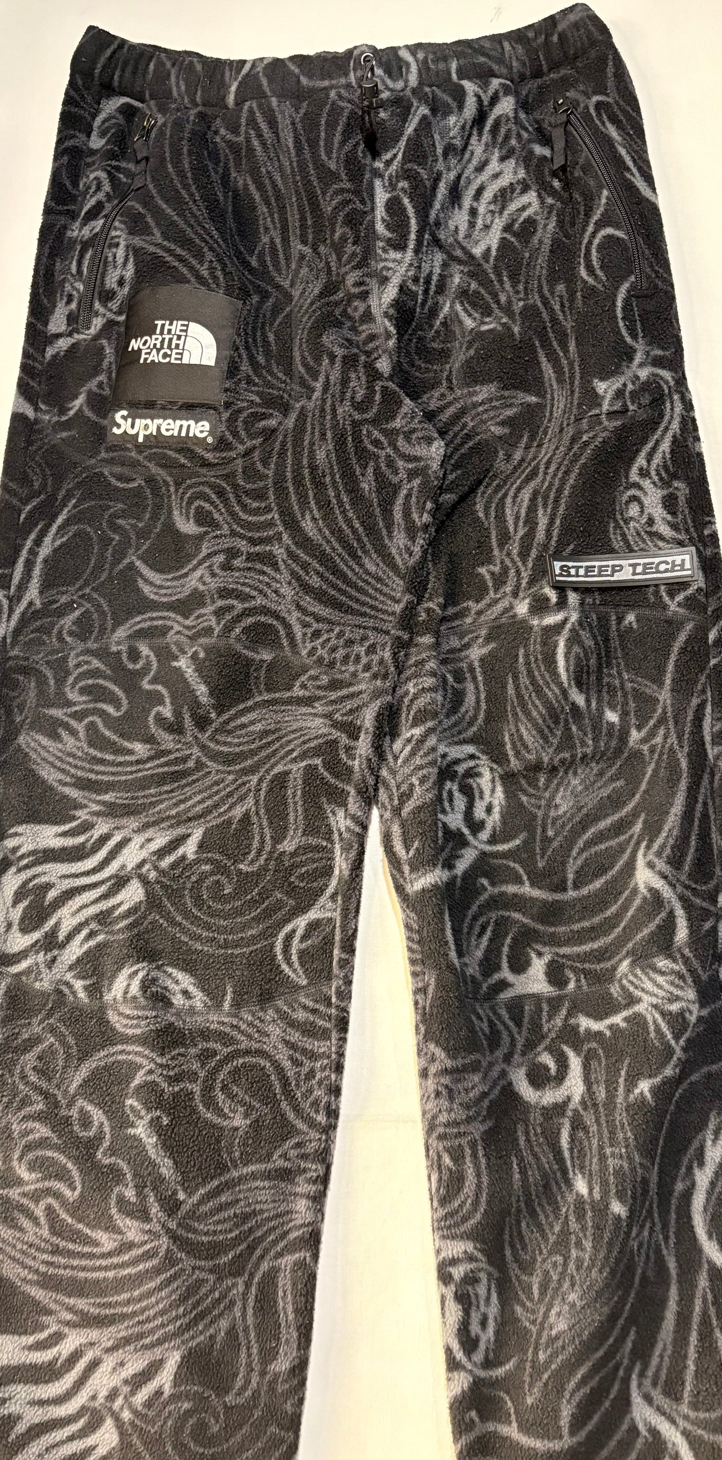 Supreme FW22 Tnf Steep Tech Fleece Pant Black Dragon U