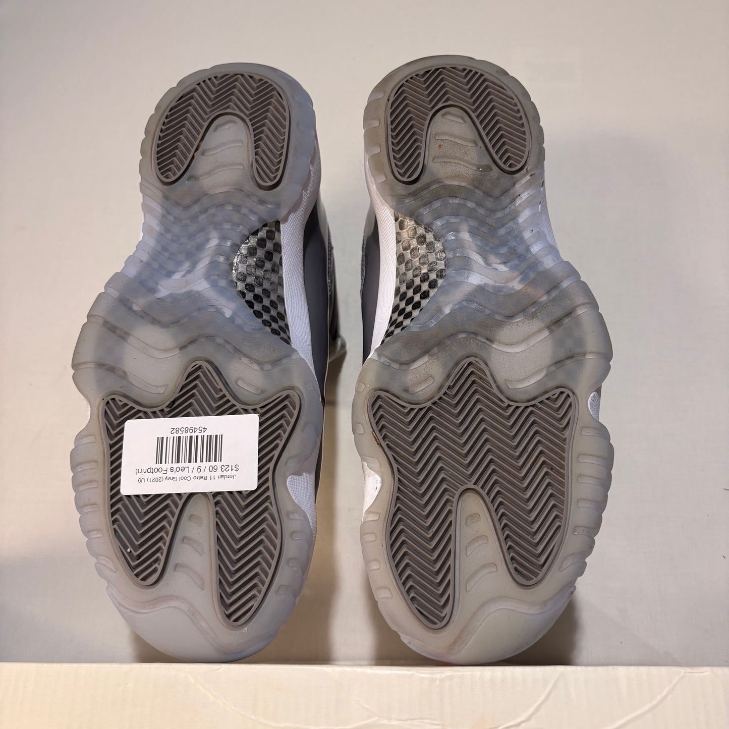 Jordan 11 Retro Cool Grey (2021) U9