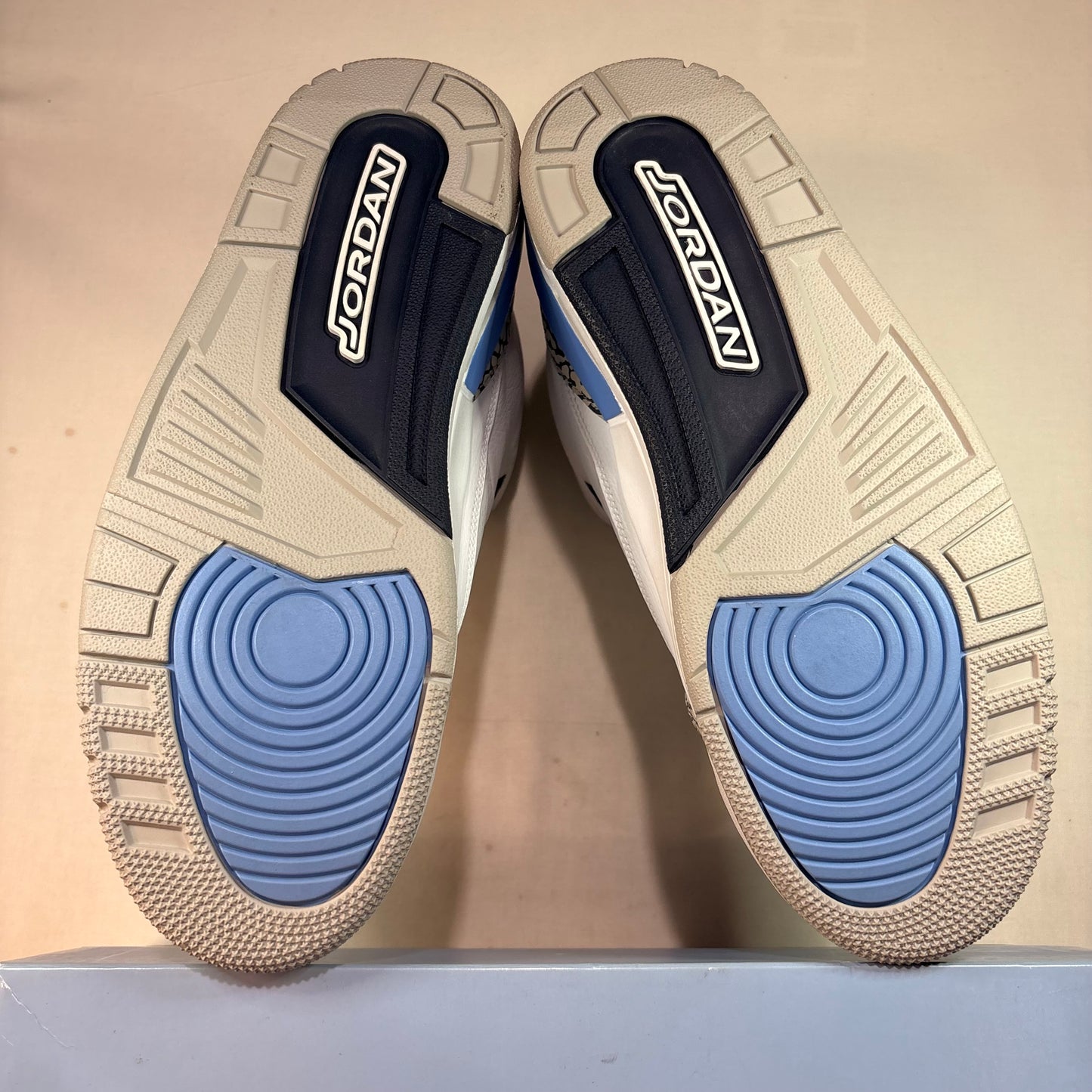 Jordan 3 Retro UNC (2020) U9.5