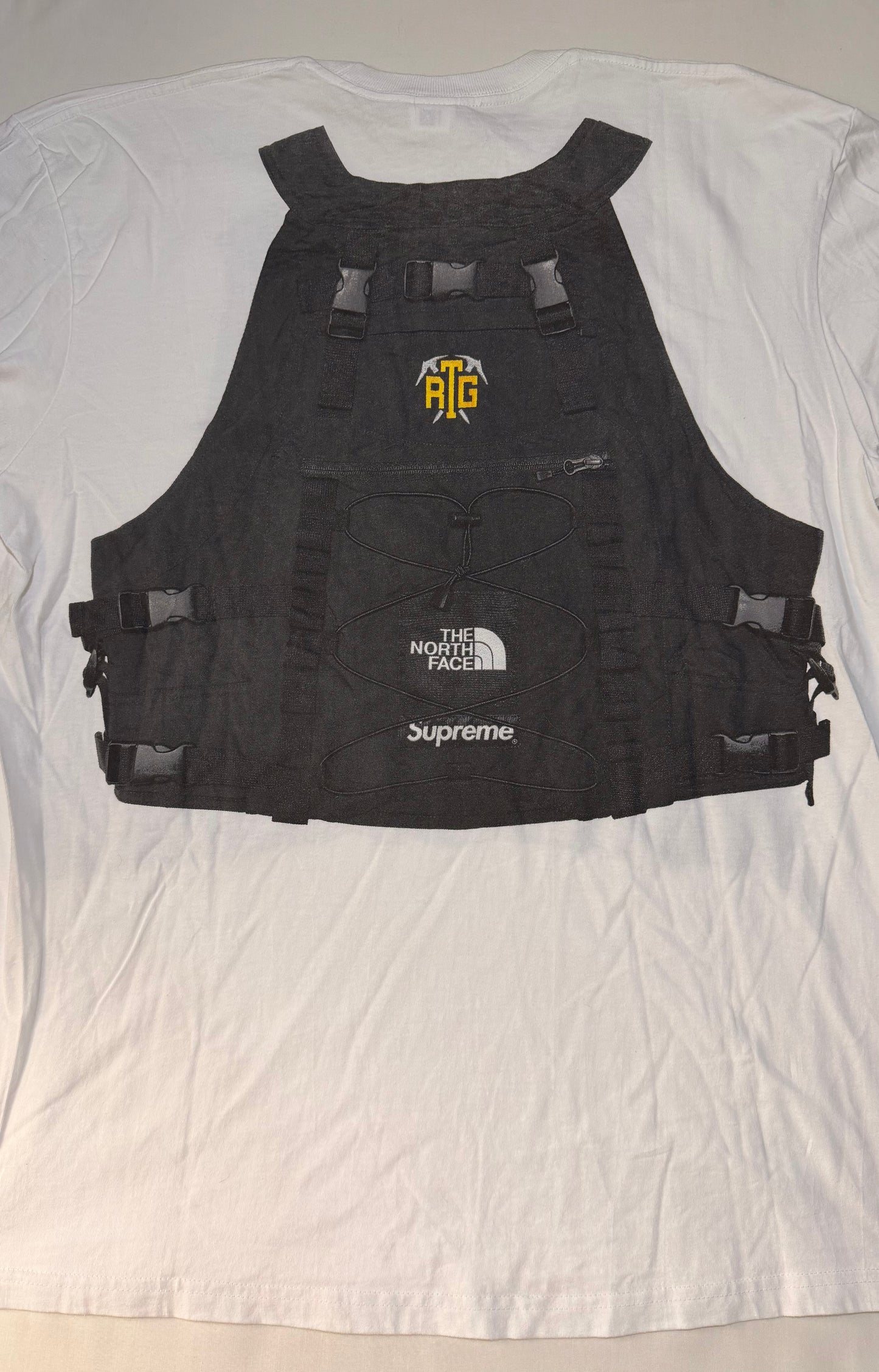 Supreme SS20 TNF RTG Tee