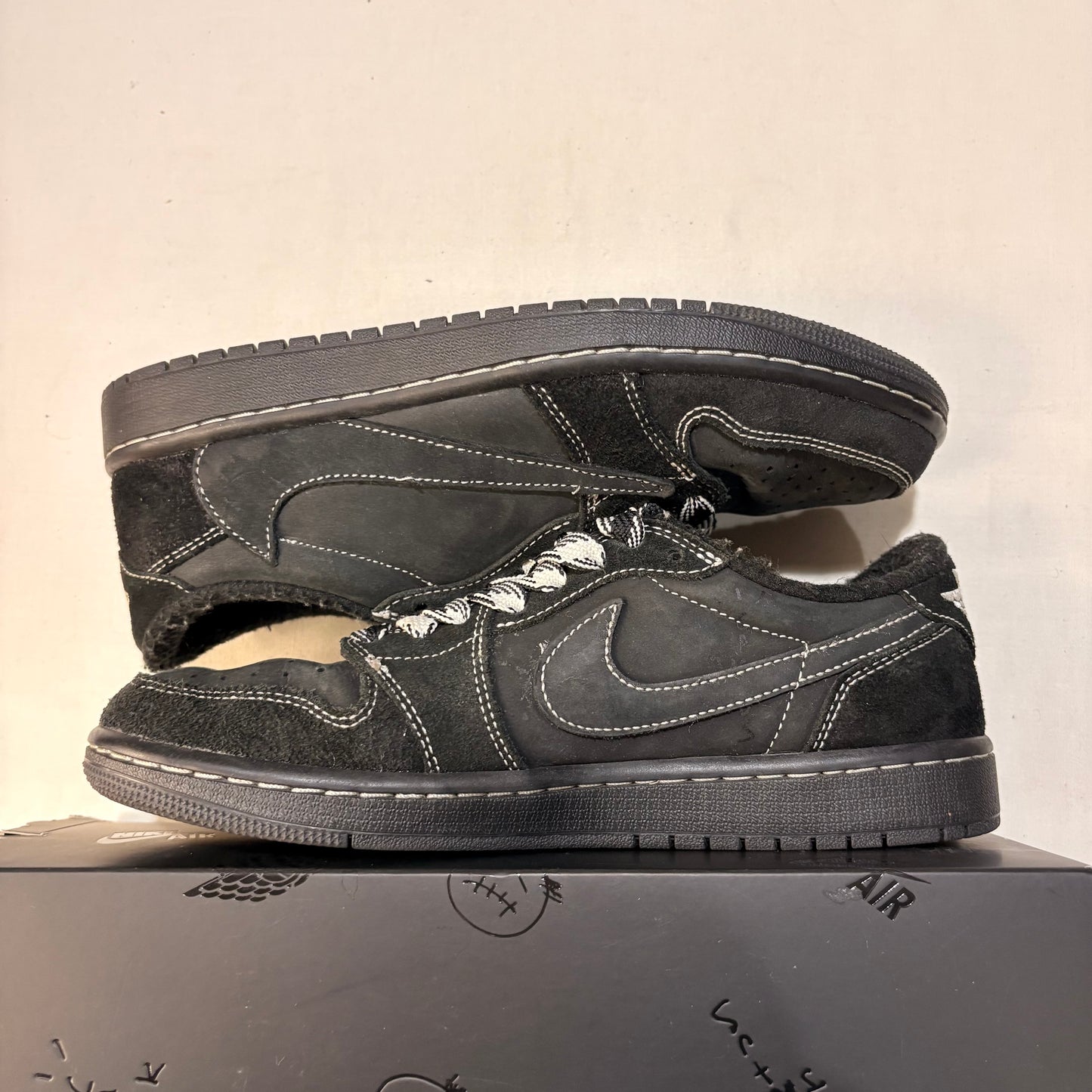Jordan 1 Retro Low OG Travis Scott Black Phantom U7.5