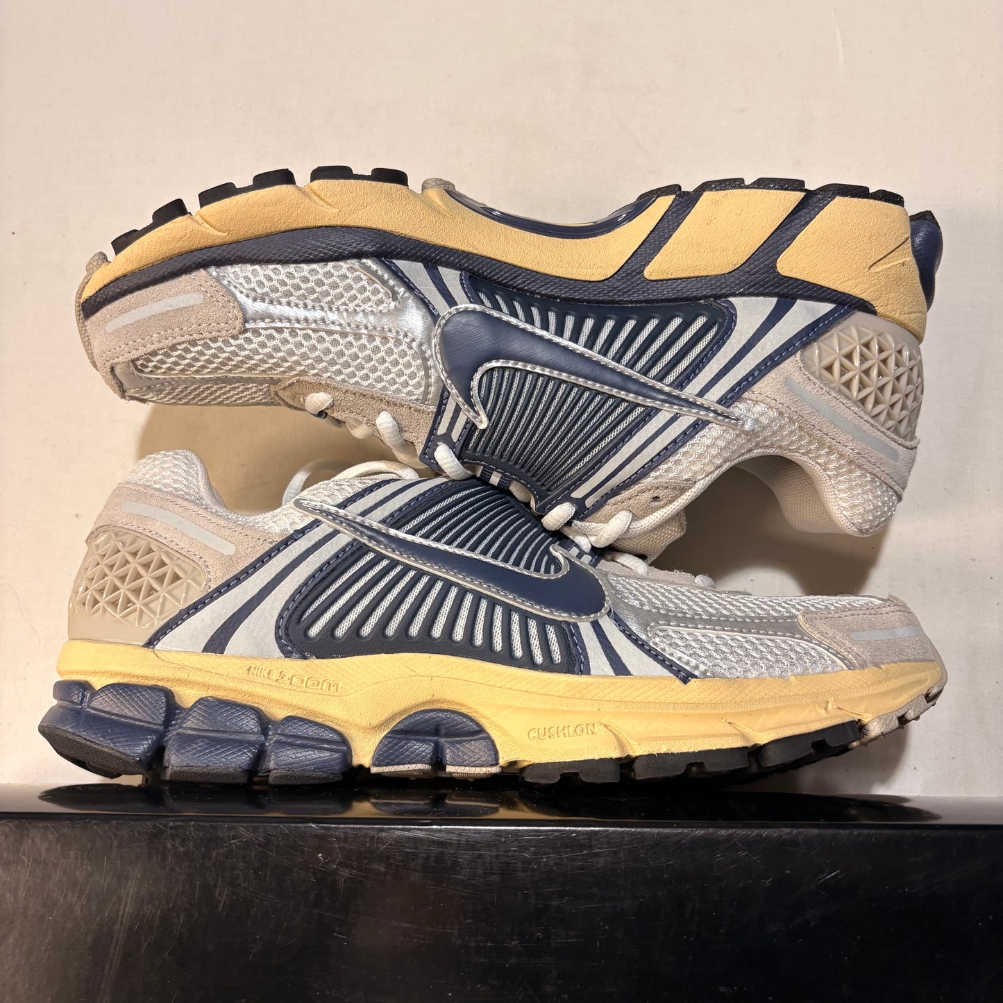Nike Zoom Vomero 5 Thunder Blue Cream U10.5