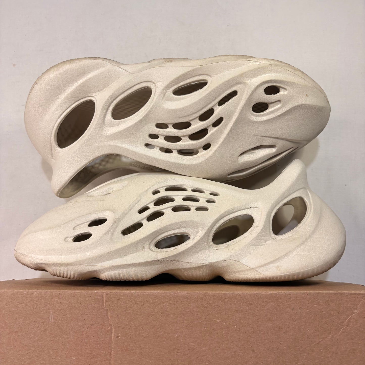 Adidas Yeezy Foam Rnnr Sand U9