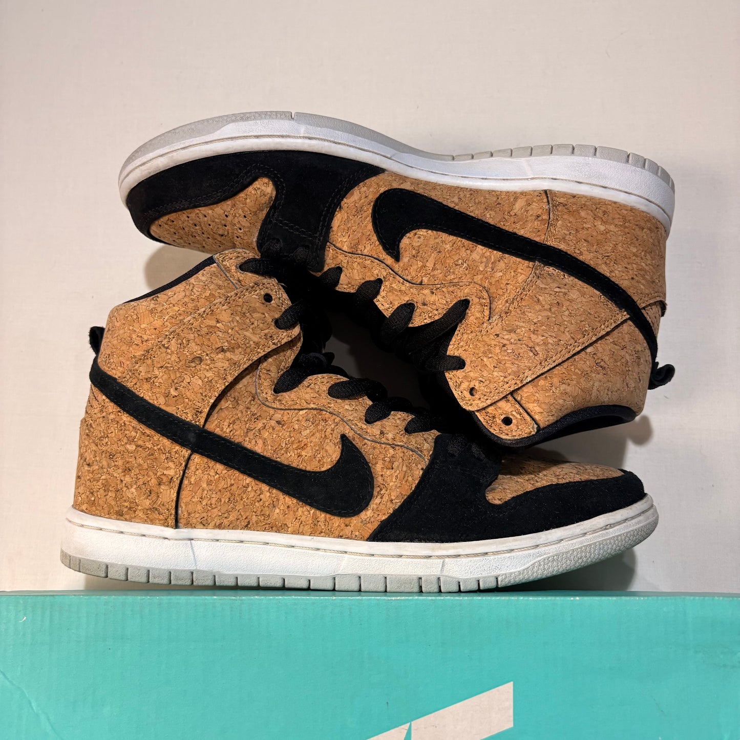 Nike SB Dunk High Cork U8.5