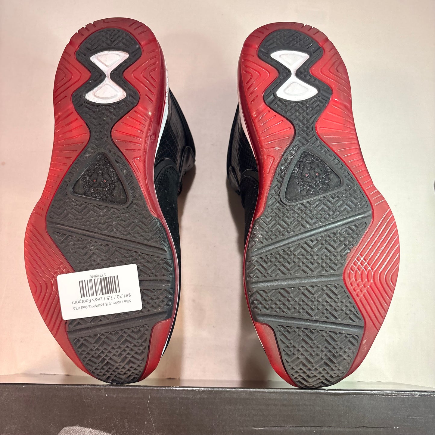 Nike Lebron 8 Black/White/Red U7.5