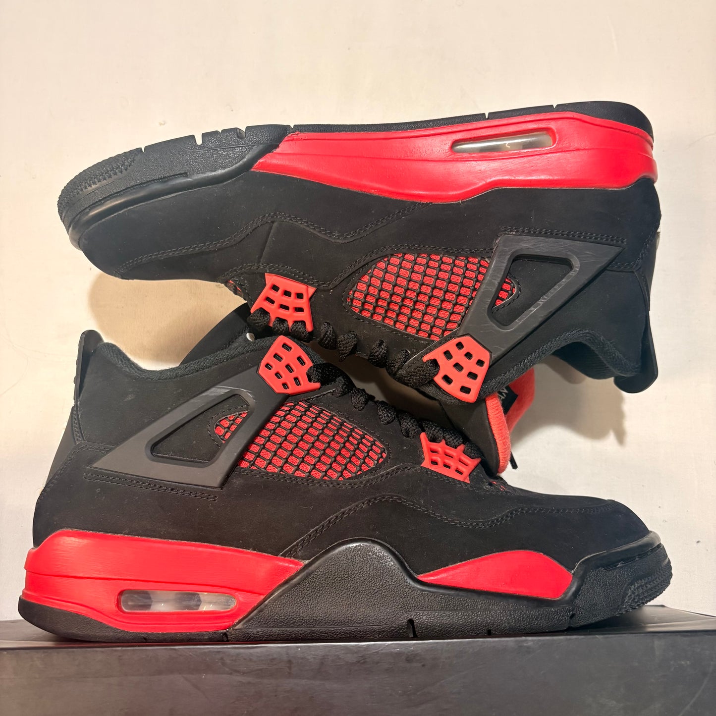 Jordan 4 Retro Red Thunder U8.5