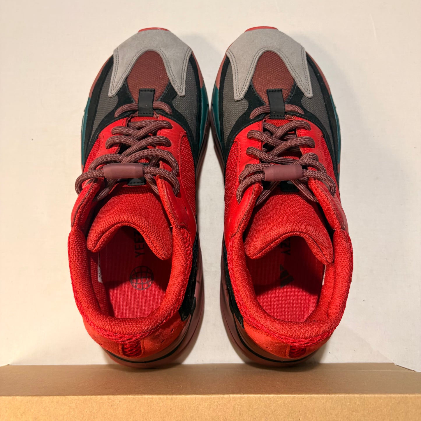 Adidas Yeezy 700 Hi Res Red U9.5