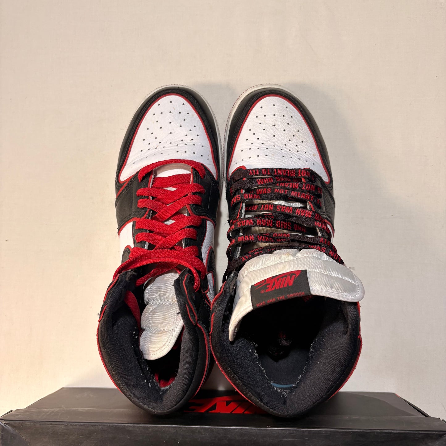 Jordan 1 Retro High Bloodline U6.5