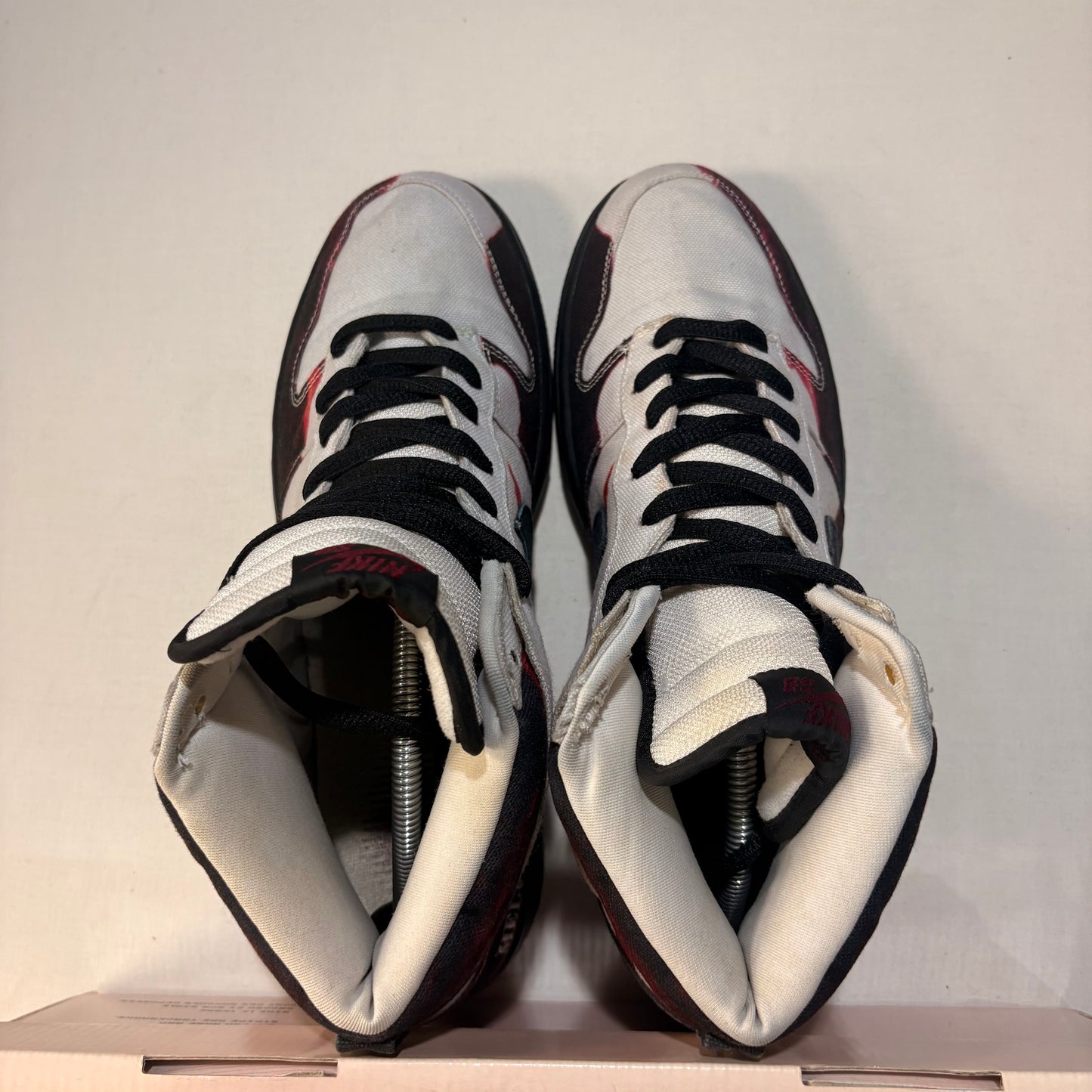 Nike SB Dunk High Melvins U9