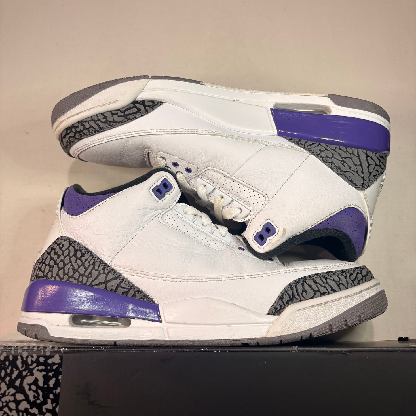 Jordan 3 Retro Dark Iris U9.5