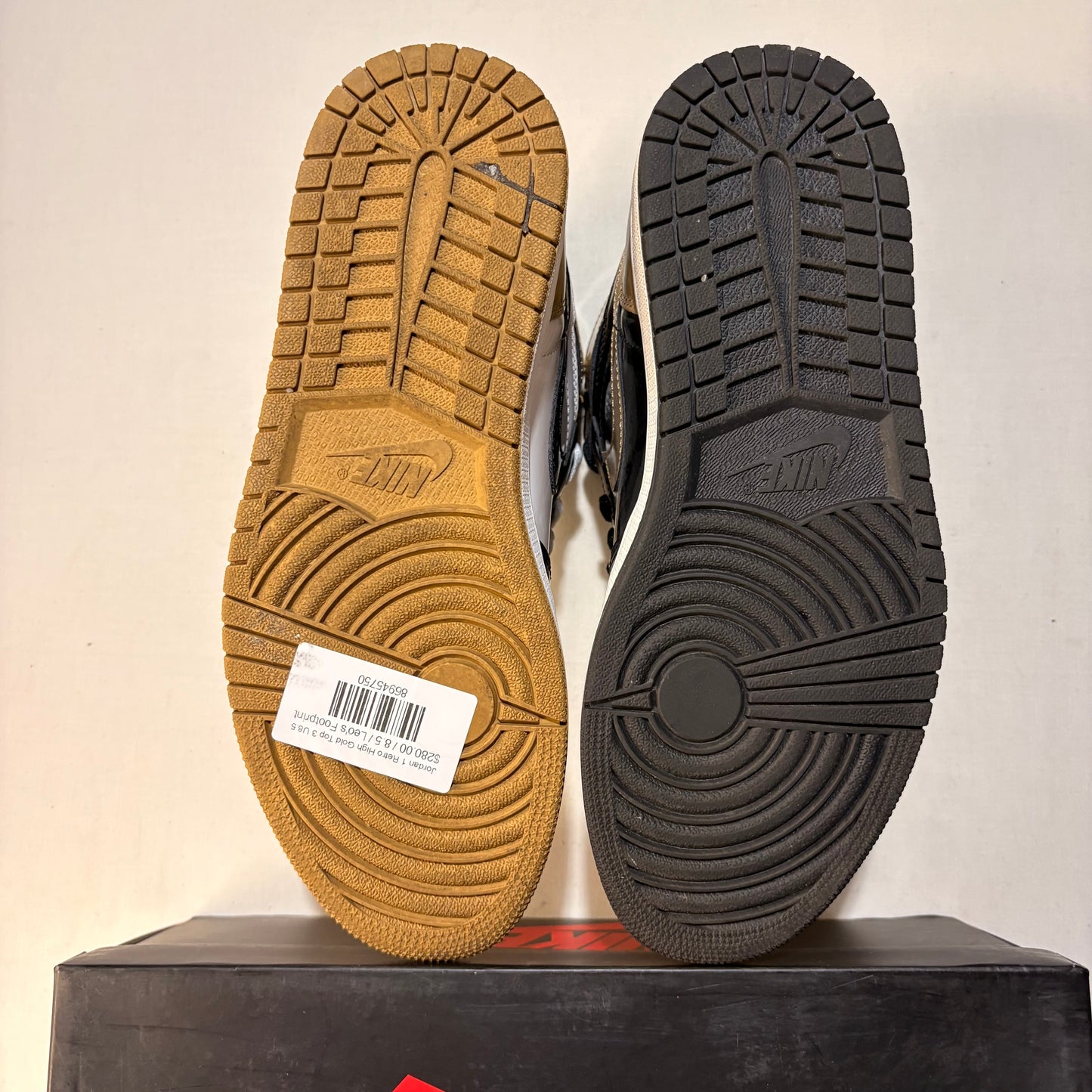 Jordan 1 Retro High Gold Top 3 U8.5