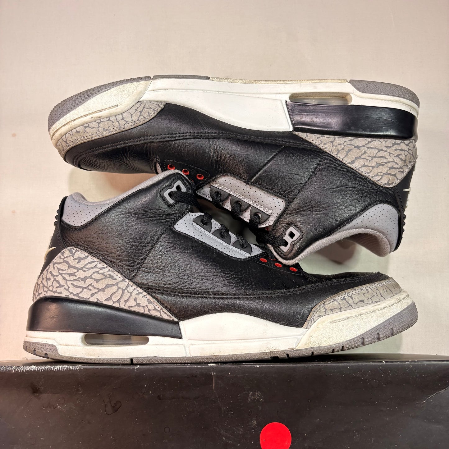 Jordan 3 Retro Black Cement (2024) U10