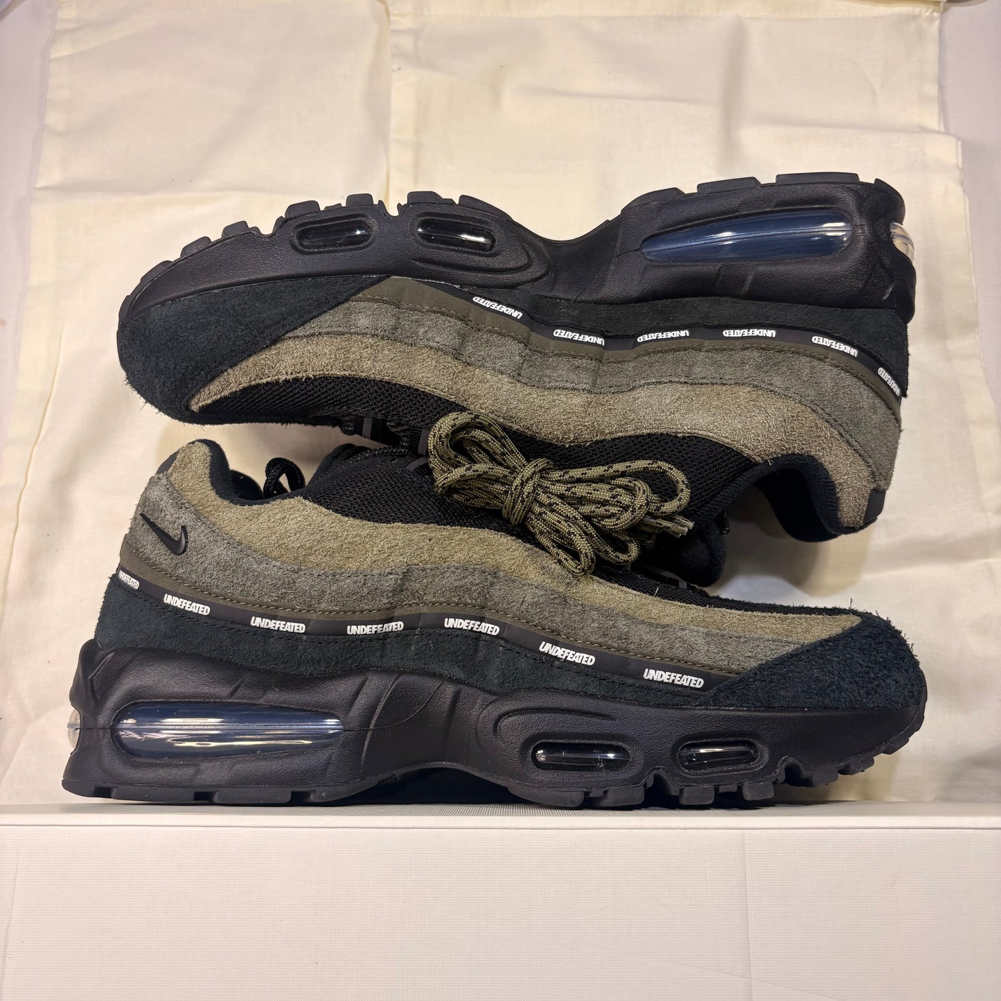 Nike Air Max 95 Undefeated Geo La Brea Medium Olive U10.5