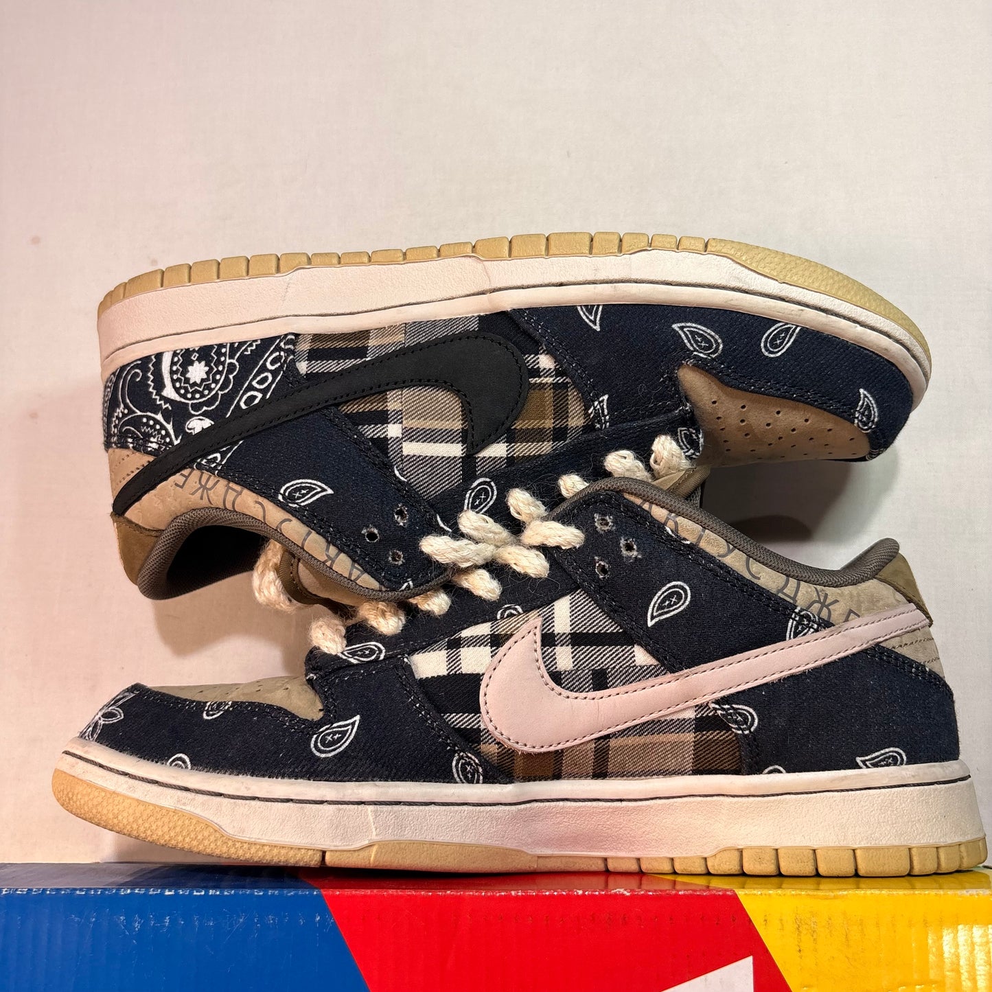 Nike Sb Dunk Low Travis Scott U9