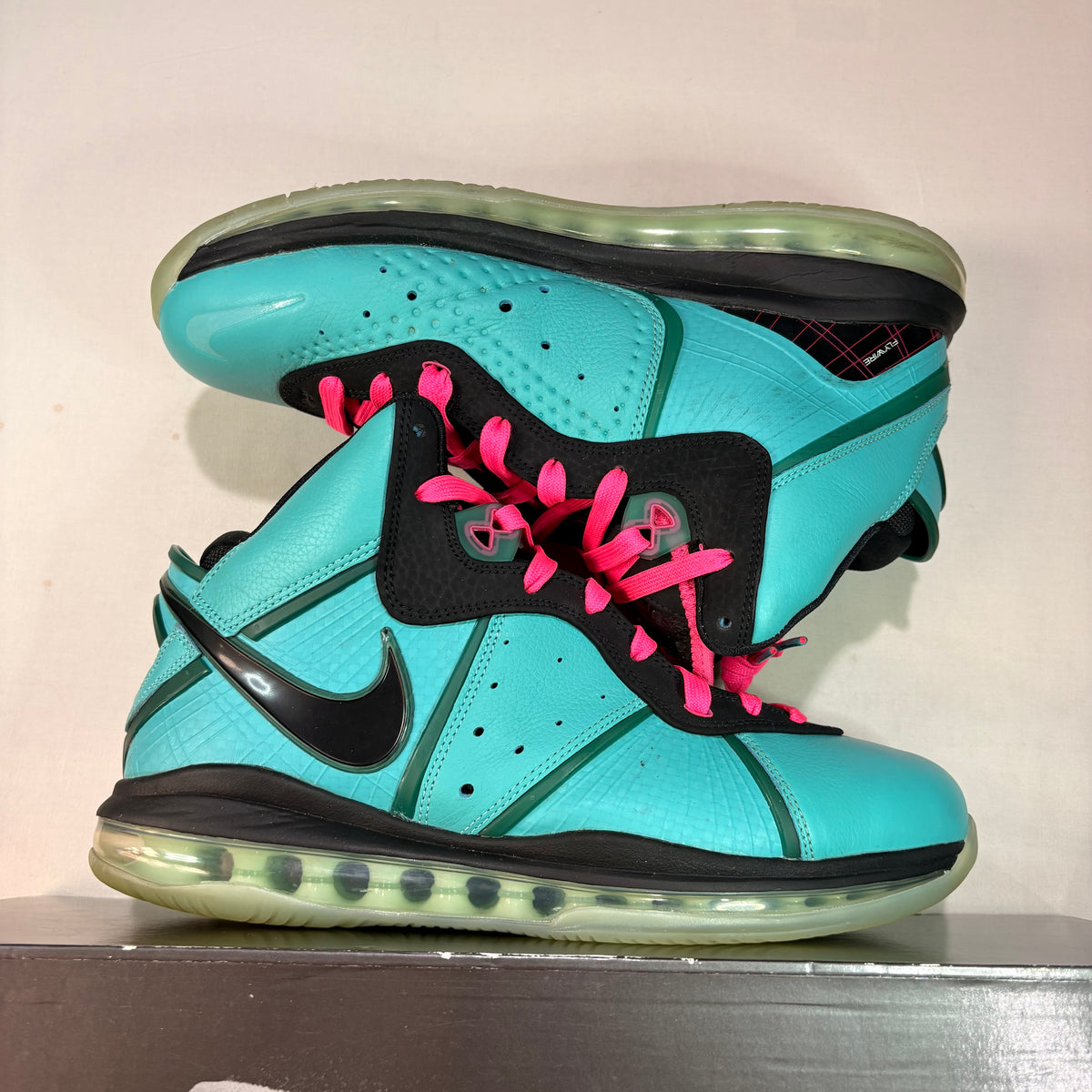 Nike Lebron 8 South Beach (2021) U10.5