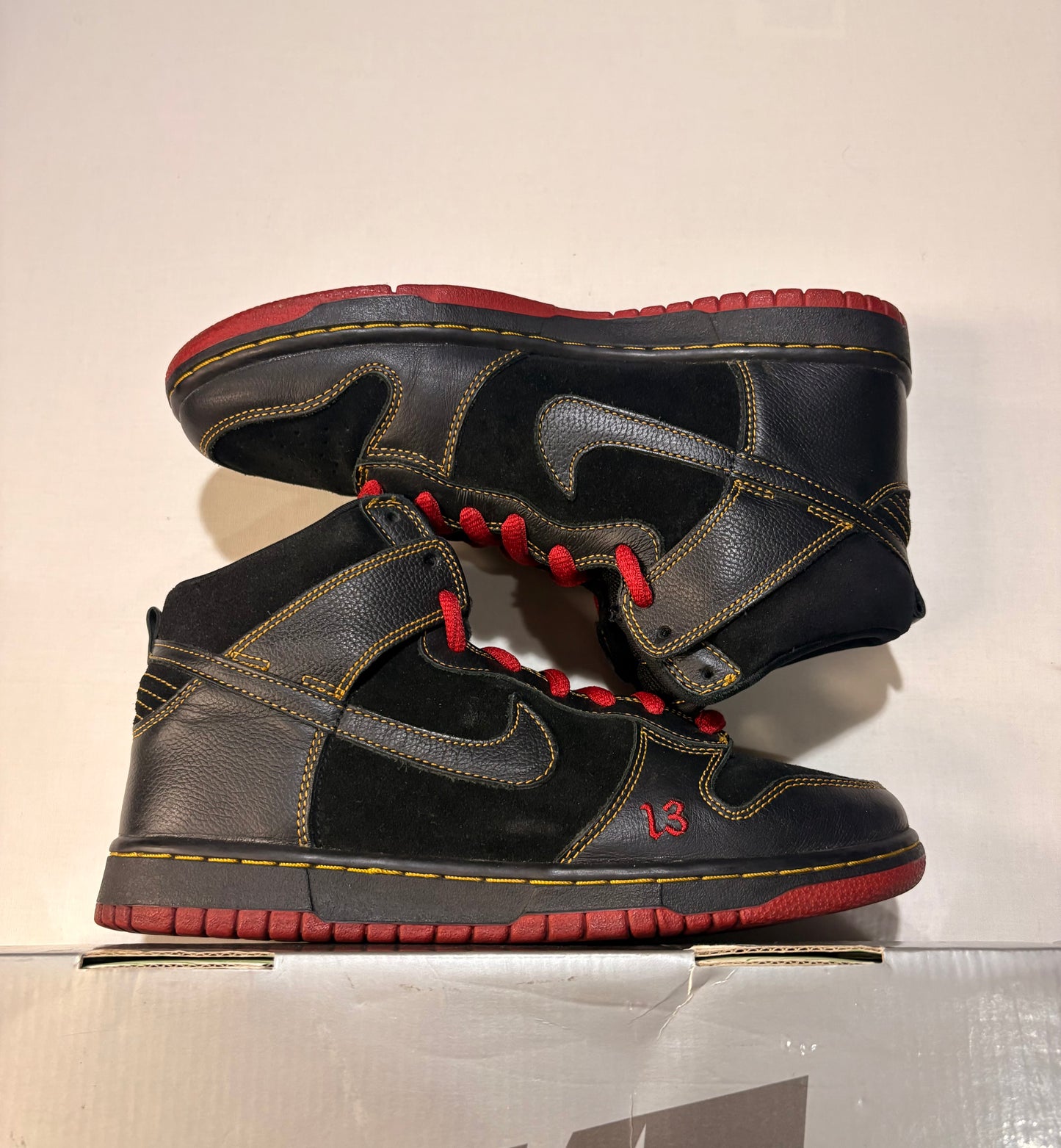 Nike Dunk High Unlucky U7.5