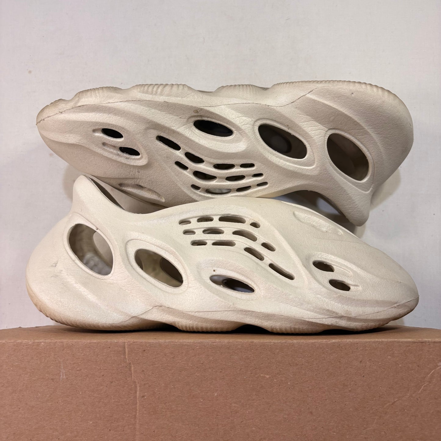 Adidas Yeezy Foam Rnnr Sand U9