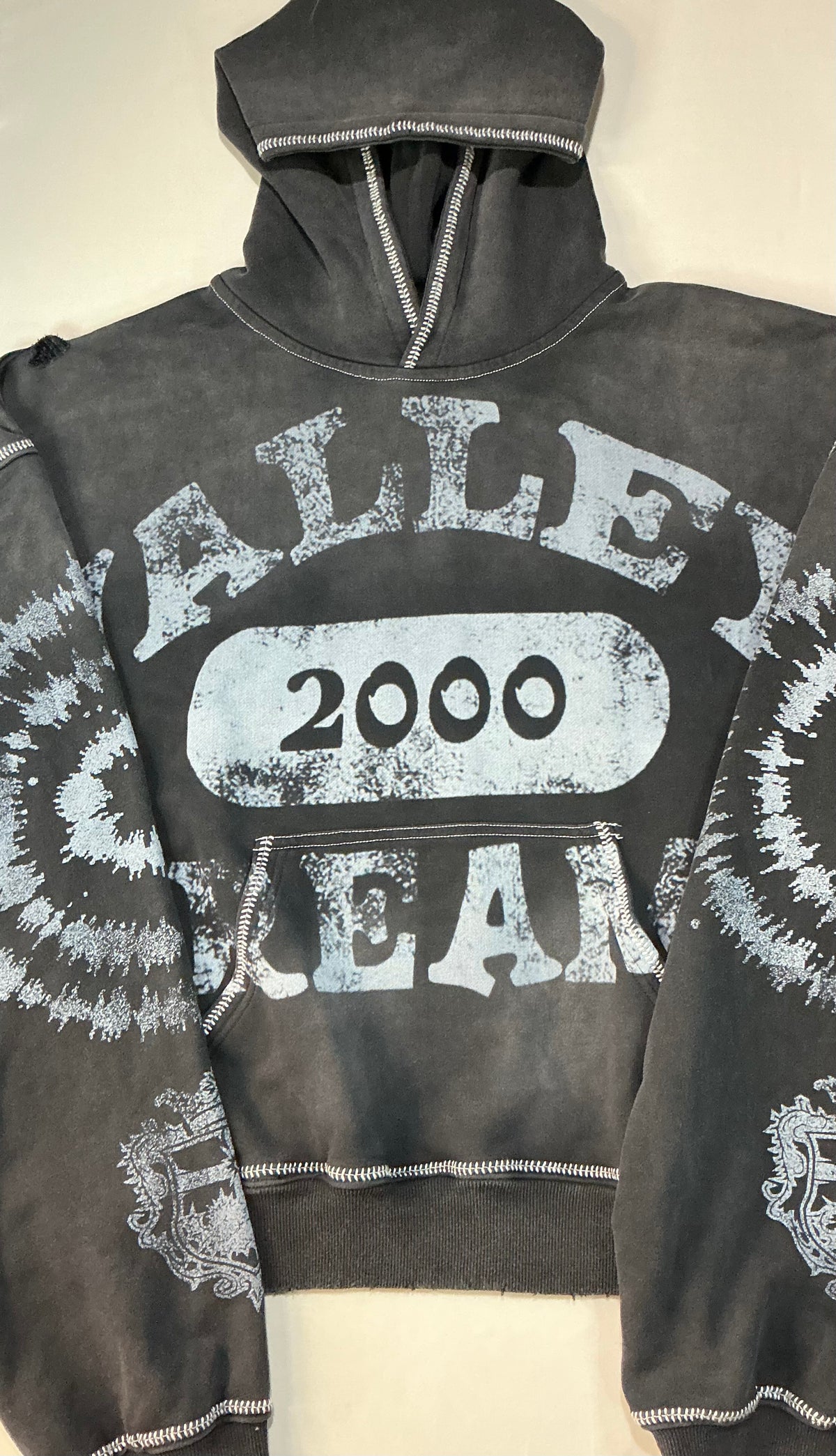 Vale Pullover Hoodie