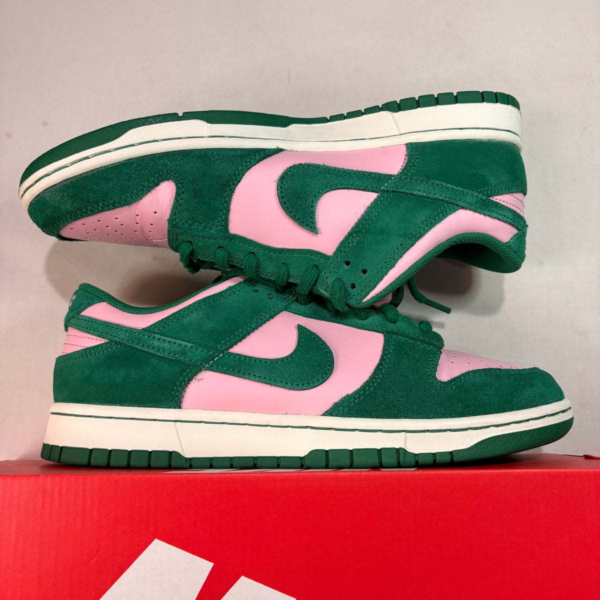 Nike Dunk Low Retro Medium Soft Pink Malachite U9.5