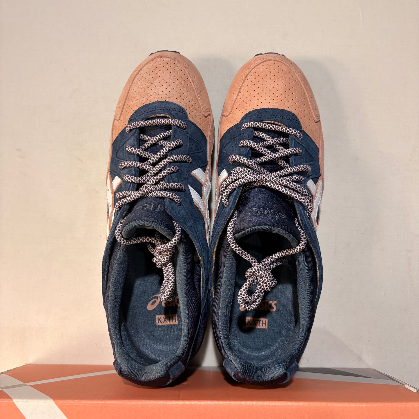 Asics Gel Lyte V Kith Salmon Toe U10