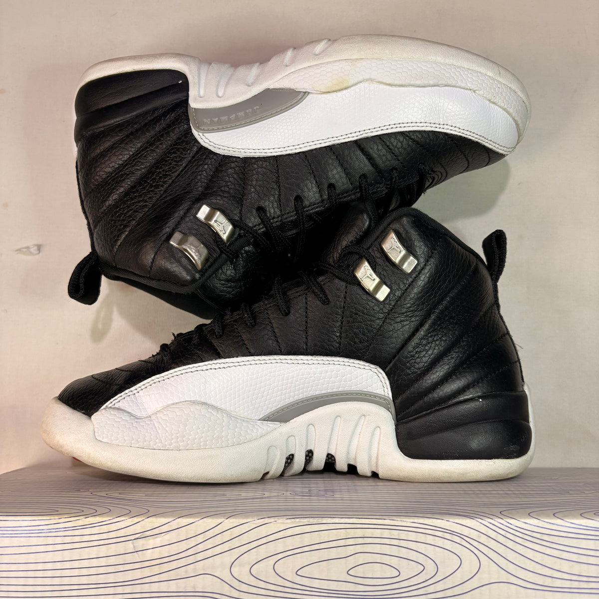 Jordan 12 Retro Playoffs (2022) U5.5