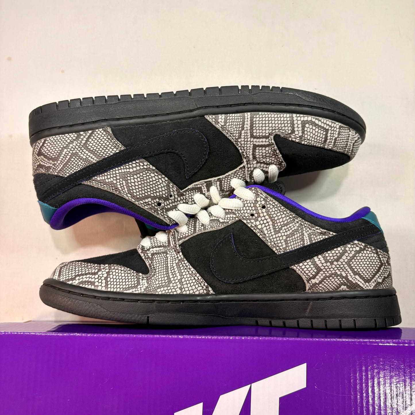 Nike Sb Dunk Low Dashawn Jordan Copperhead U8