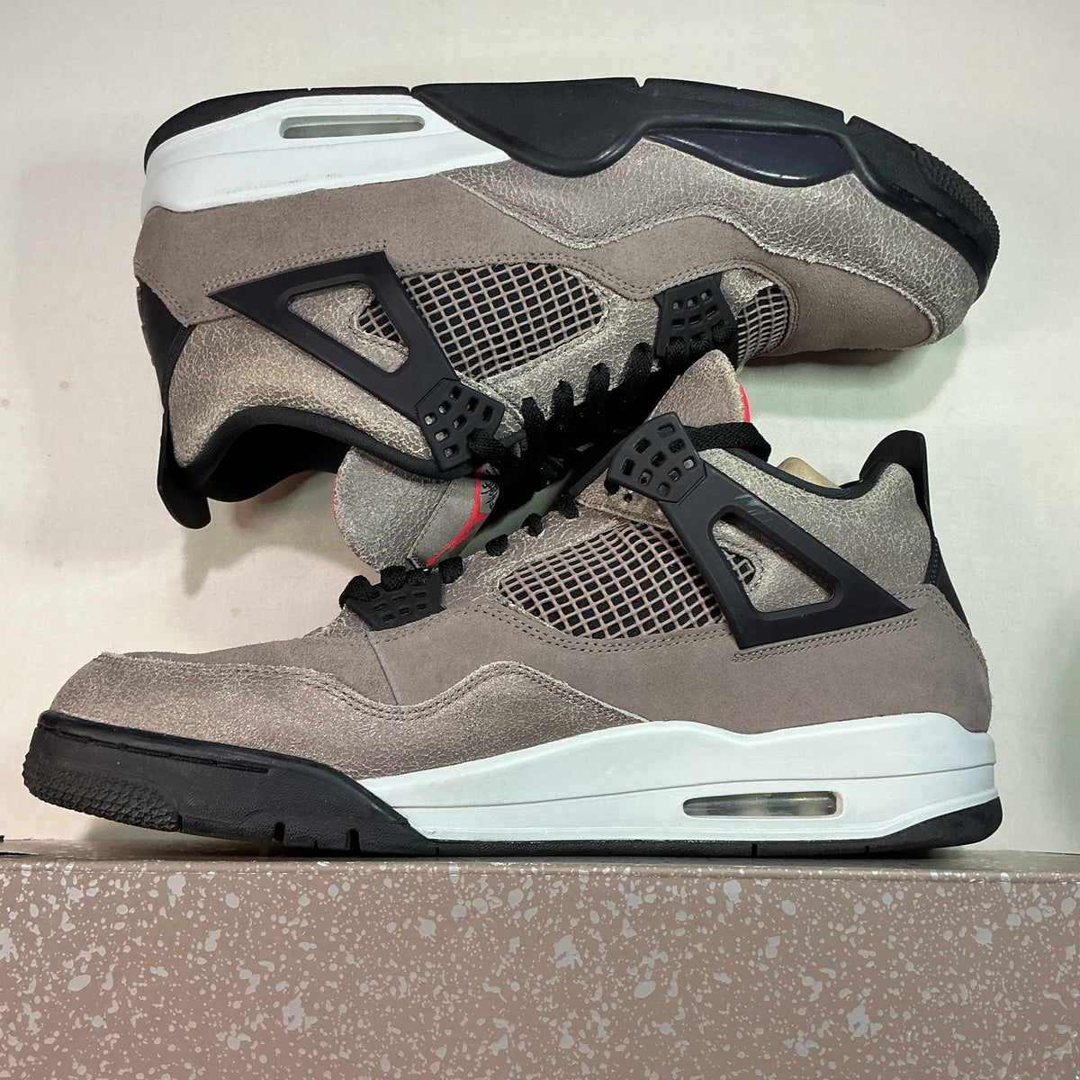 Jordan 4 Retro Taupe Haze U14
