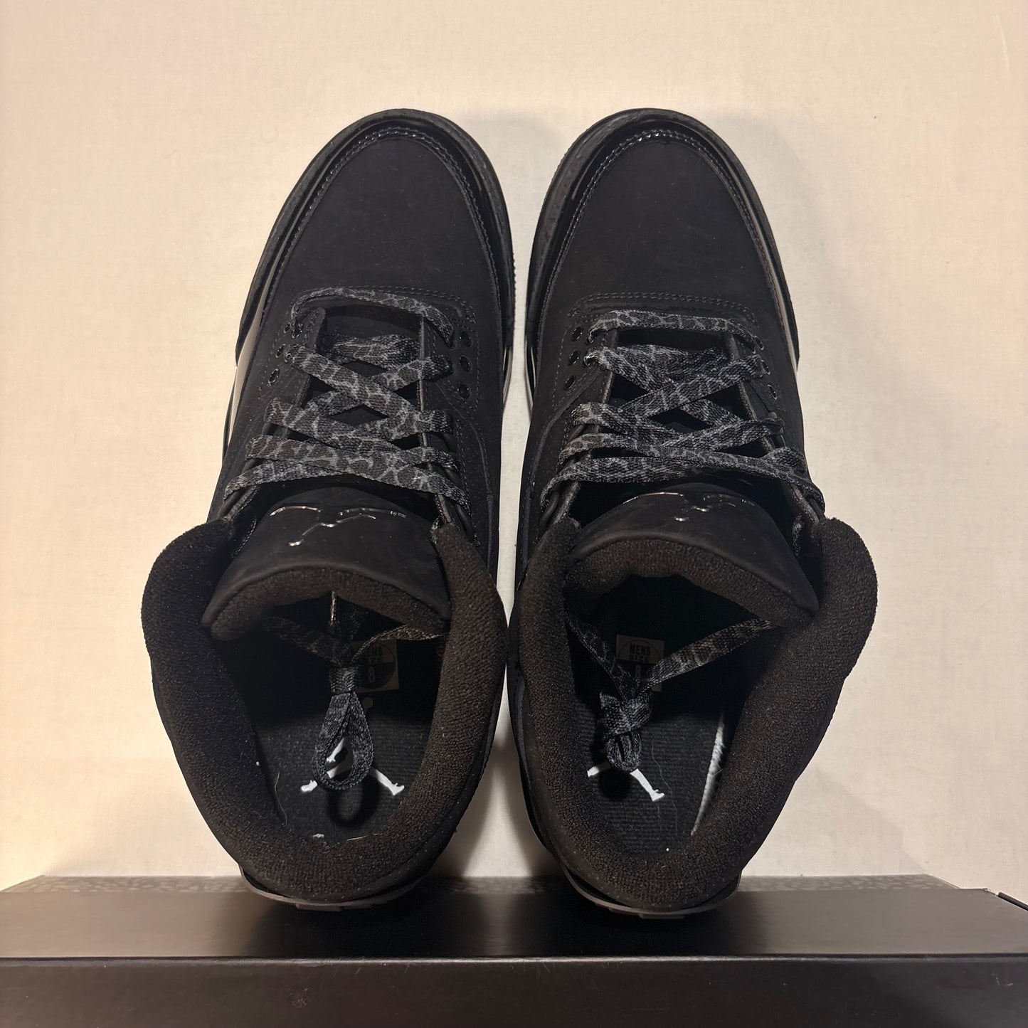 Jordan 3 Retro Black Cat (2025) U8