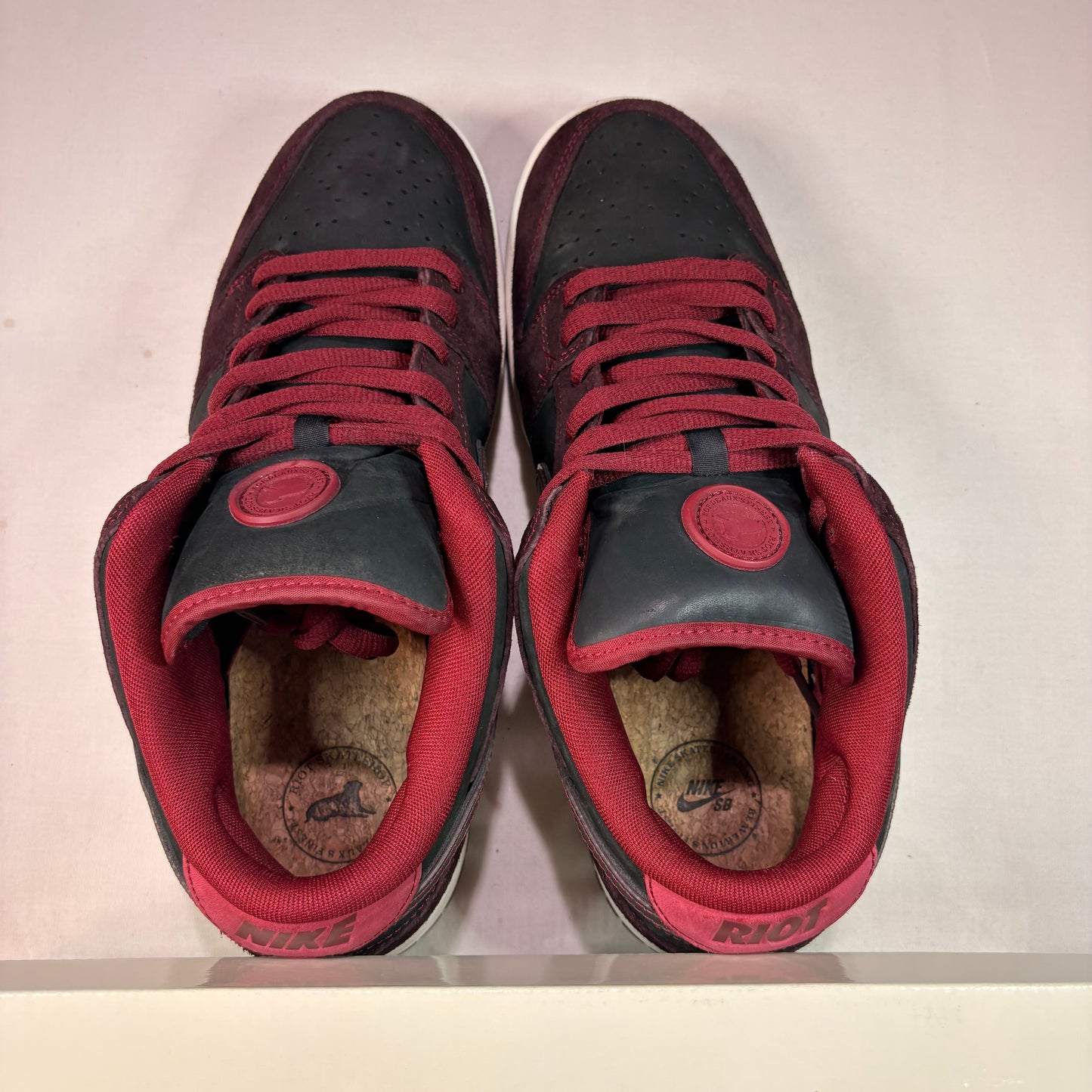 Nike Sb Dunk Low Riot Skateshop U10