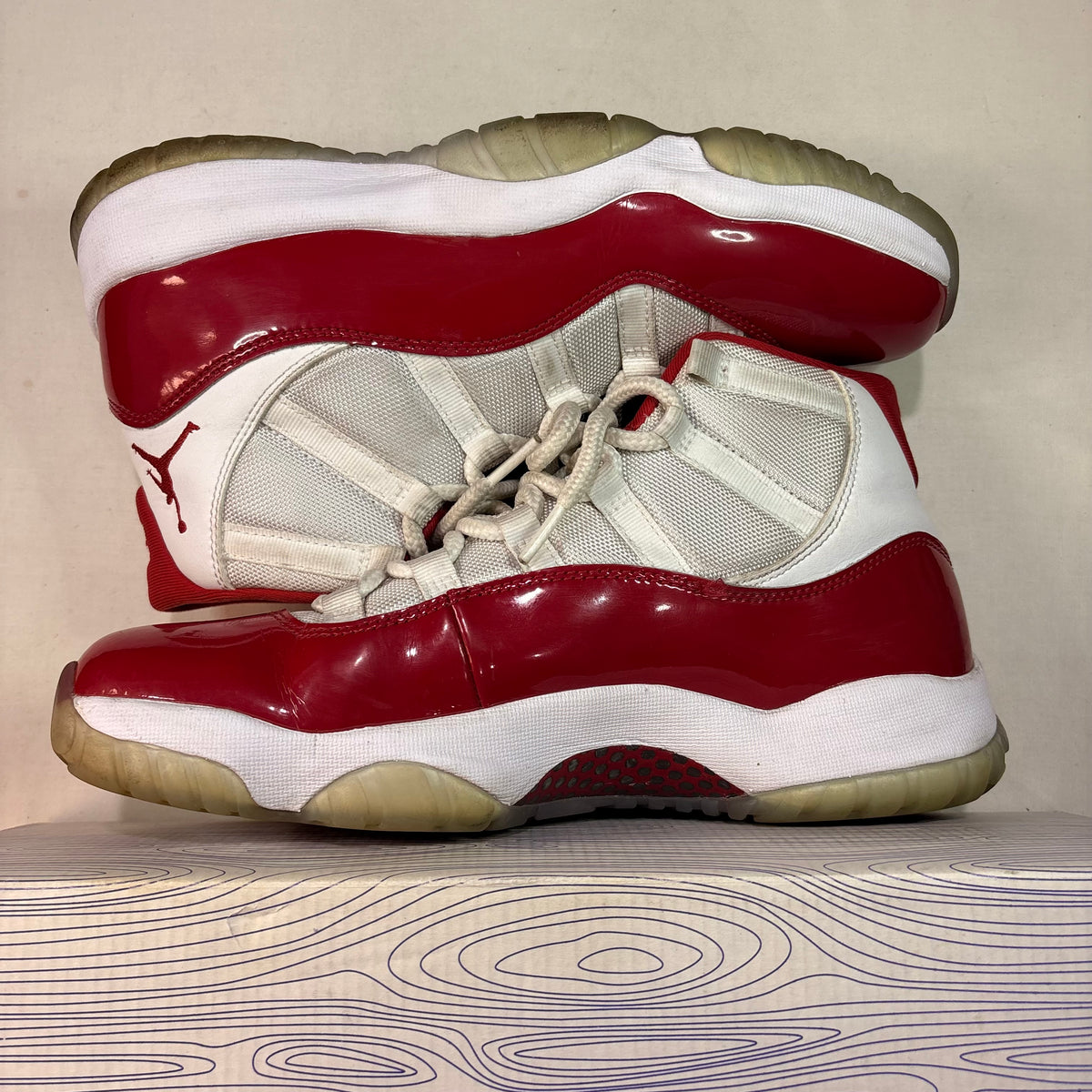 Jordan 11 Retro Cherry (2022) U10