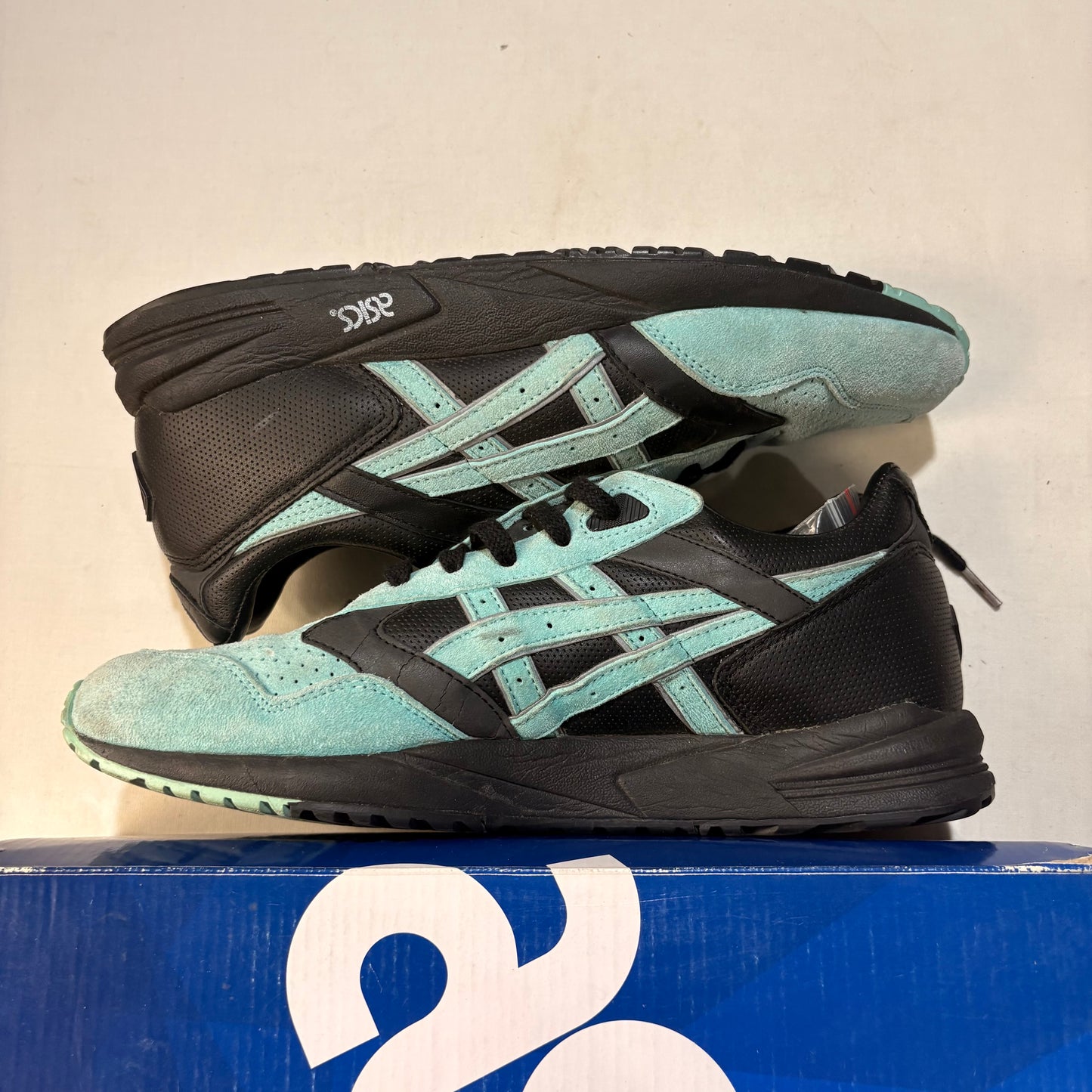 Asics Gel Saga Diamond Supply Co x Ronnie Fieg Aqua Blue U10