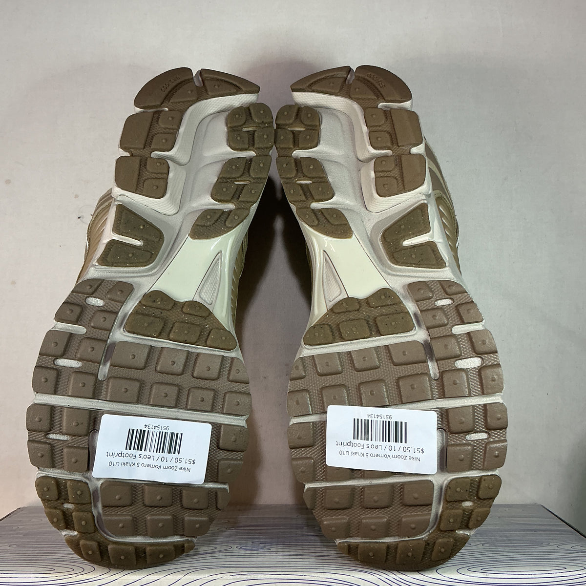 Nike Zoom Vomero 5 Khaki U10