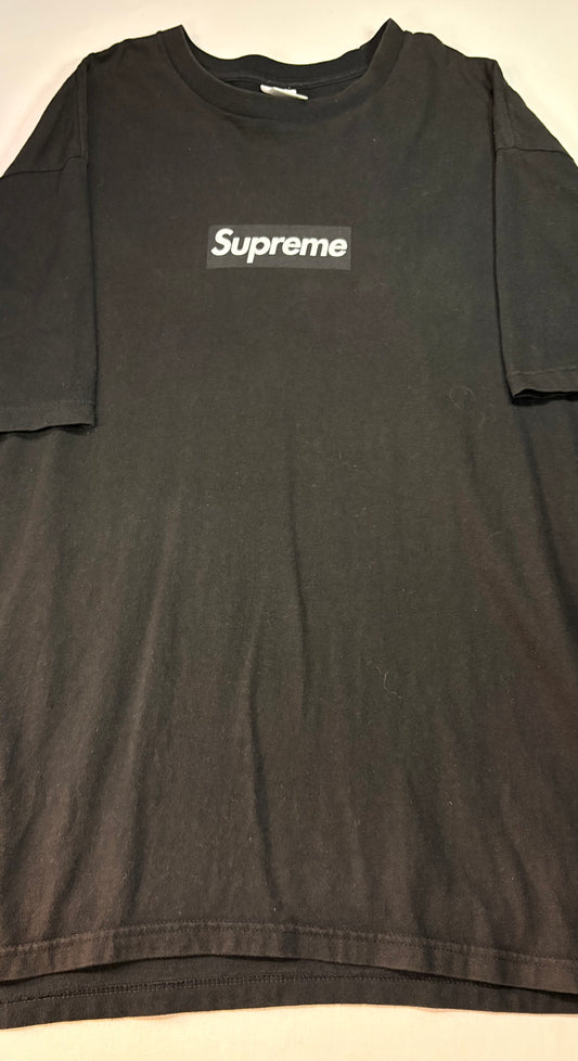 Supreme AW02 Friends & Family Tee U