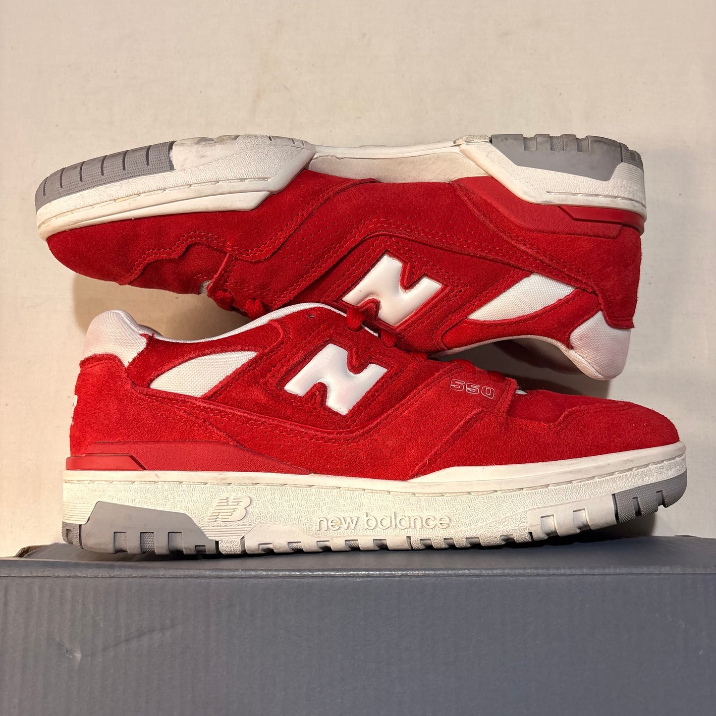 New Balance 550 Suede Pack Team Red U9