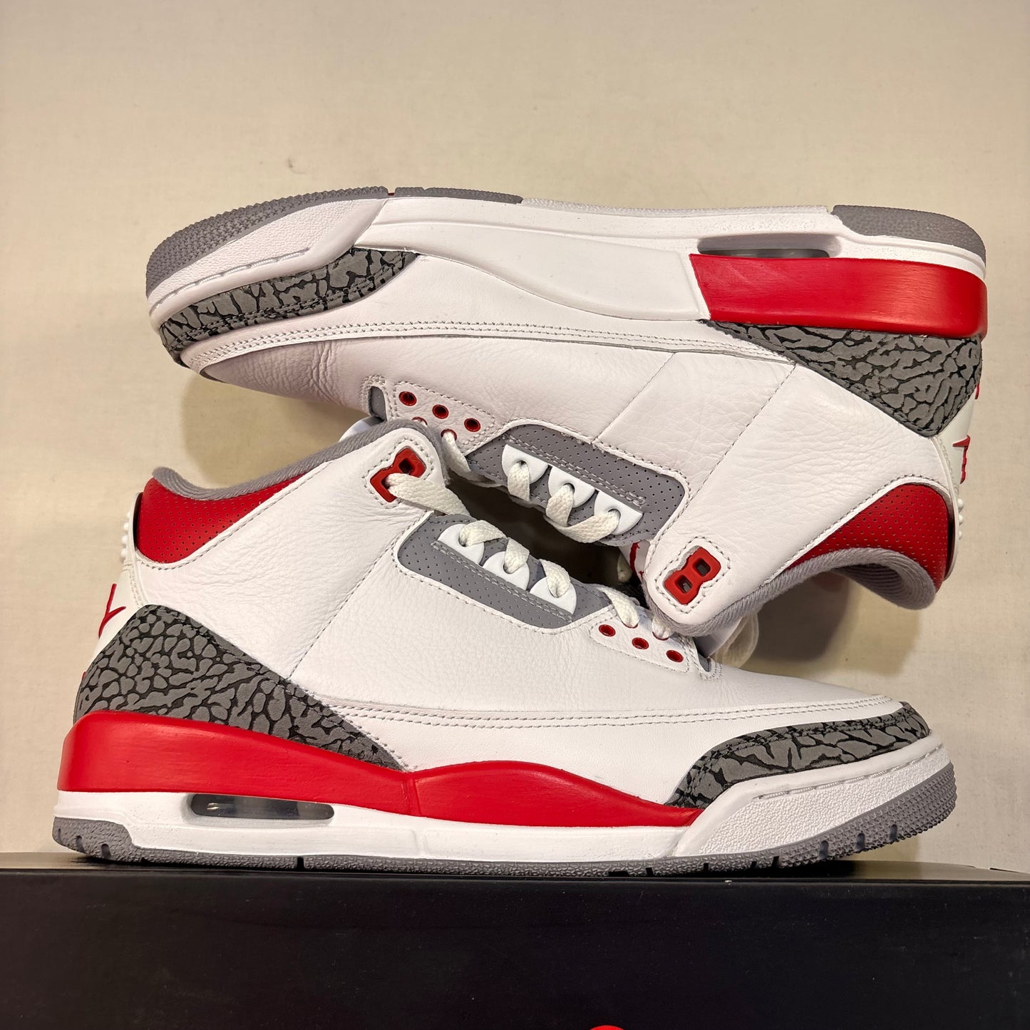 Jordan 3 Retro Fire Red (2022) U10