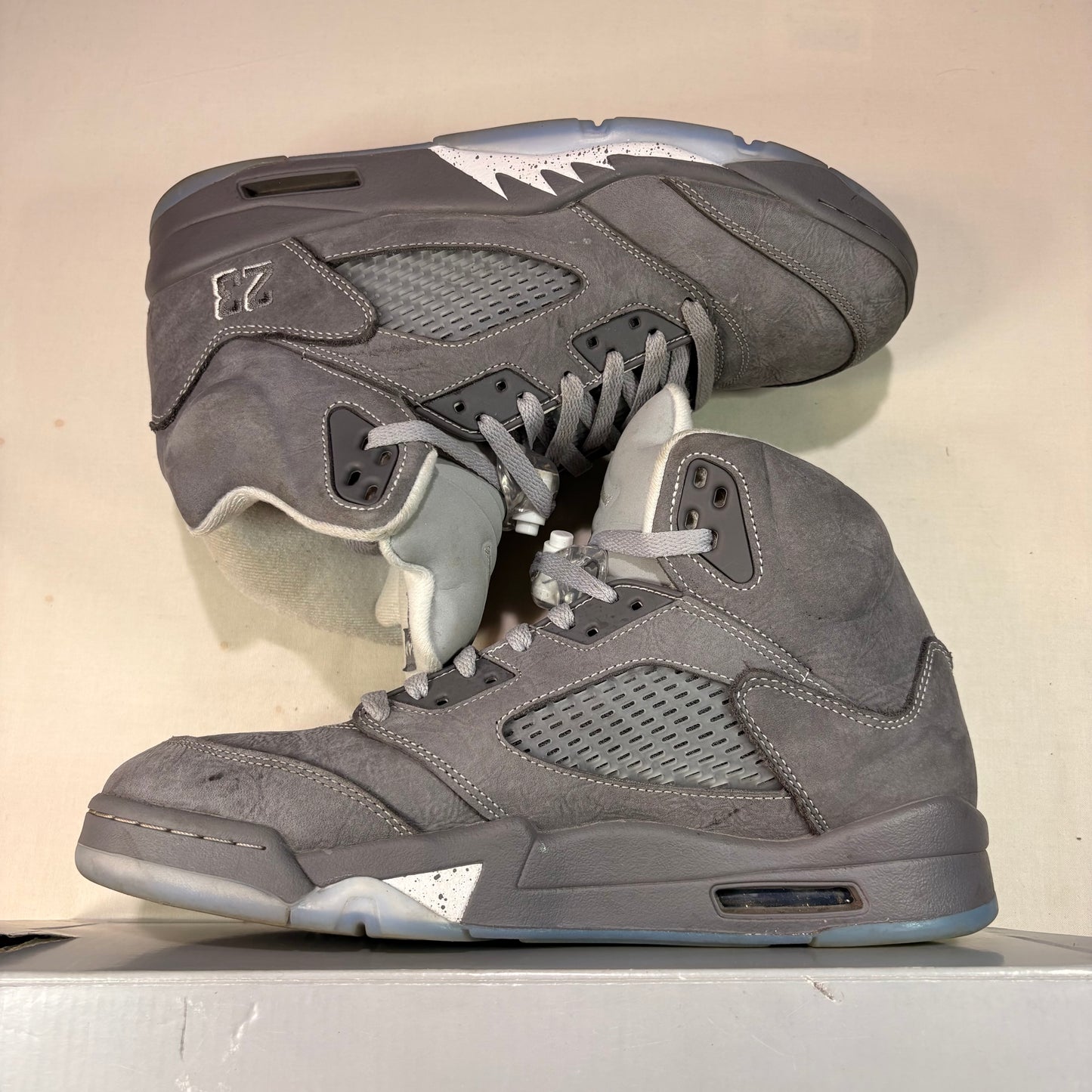 Jordan 5 Retro Wolf Grey (2026) U10