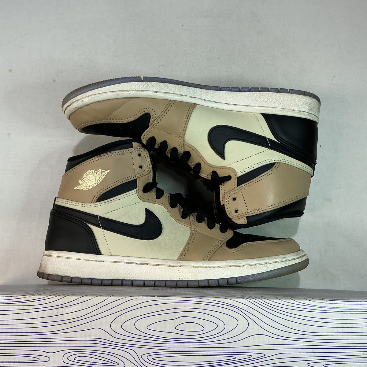 Jordan 1 Retro High Black Mushroom U7W