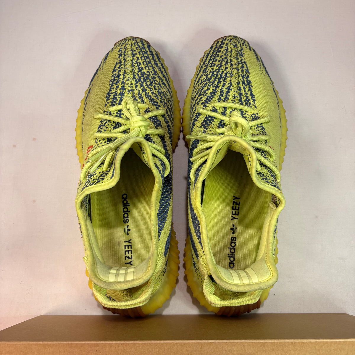 Yeezy Boost 350 V2 Semi Frozen Yellow U10.5