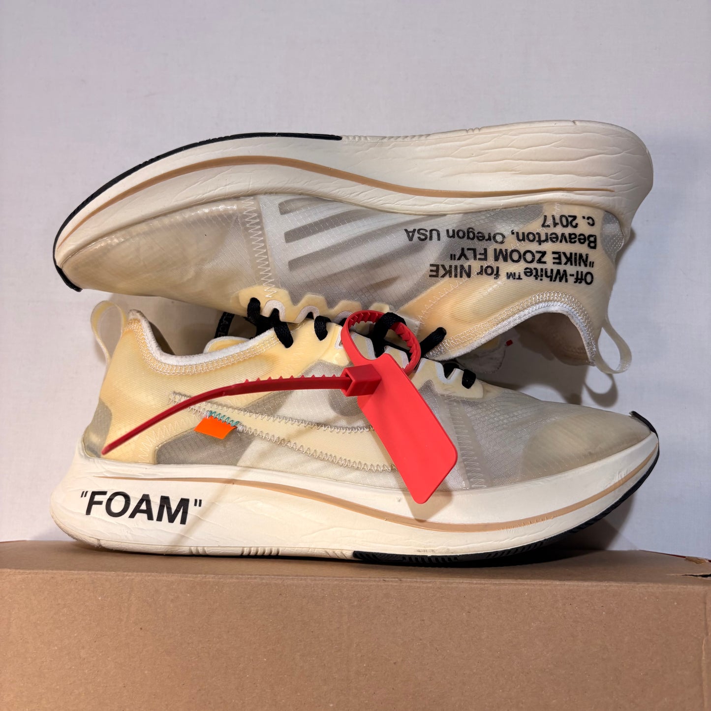 Nike Zoom Fly Off White U9.5