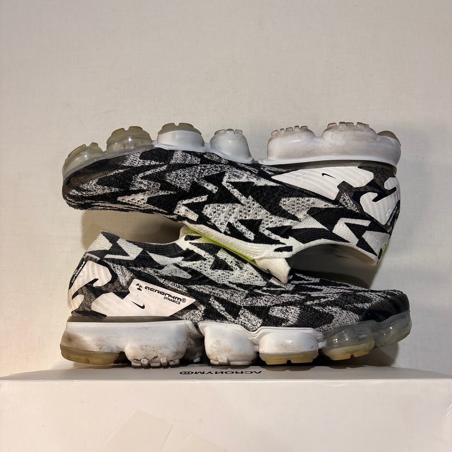 Nike Air Vapormax Moc 2 Acronym Light Bone U9