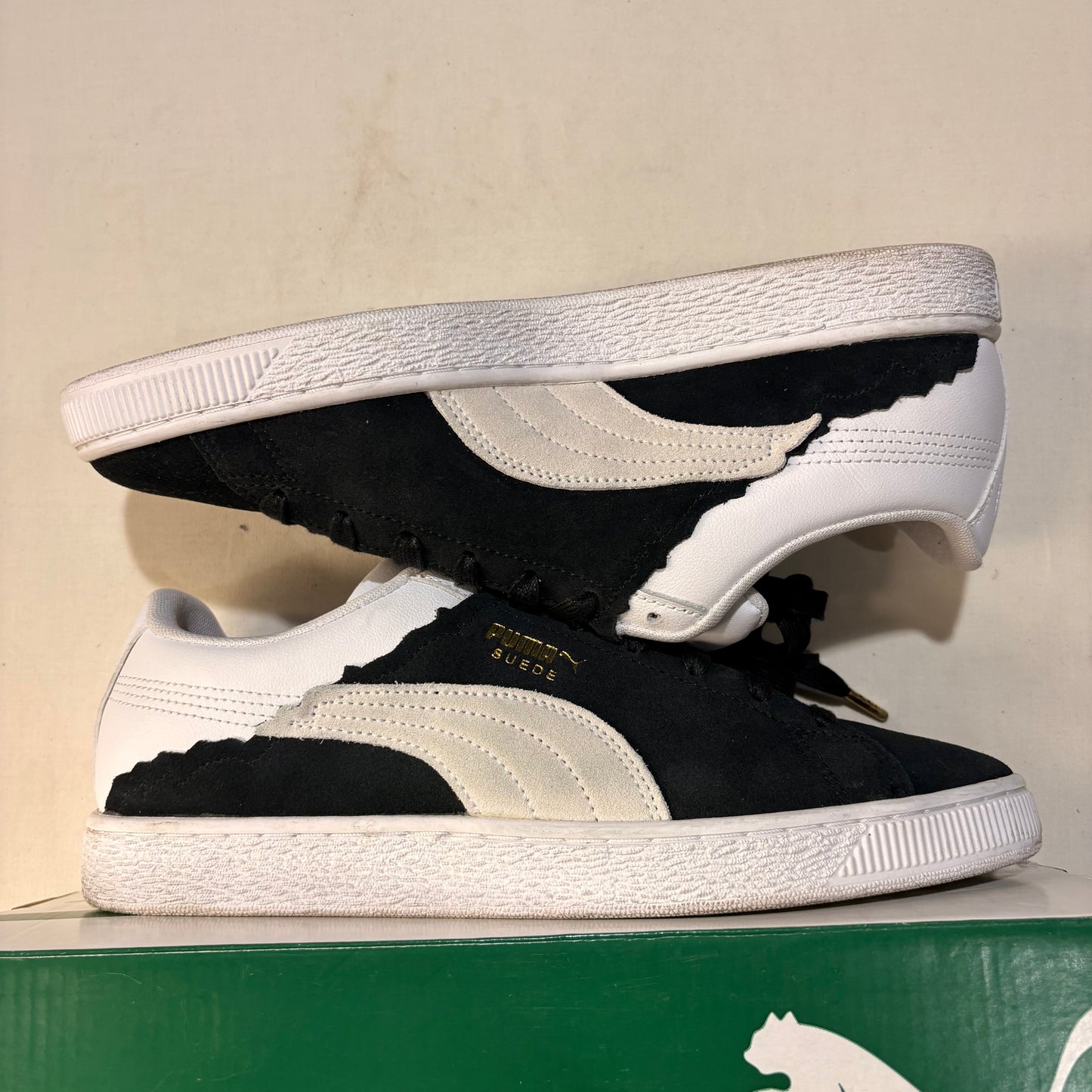Puma Suede Layers  Black White U9