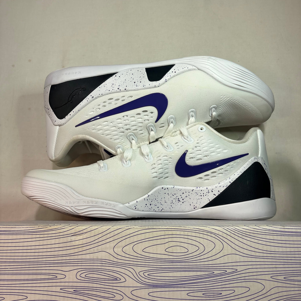 Nike Kobe 9 EM Low Protro TB White Court Purple U10.5