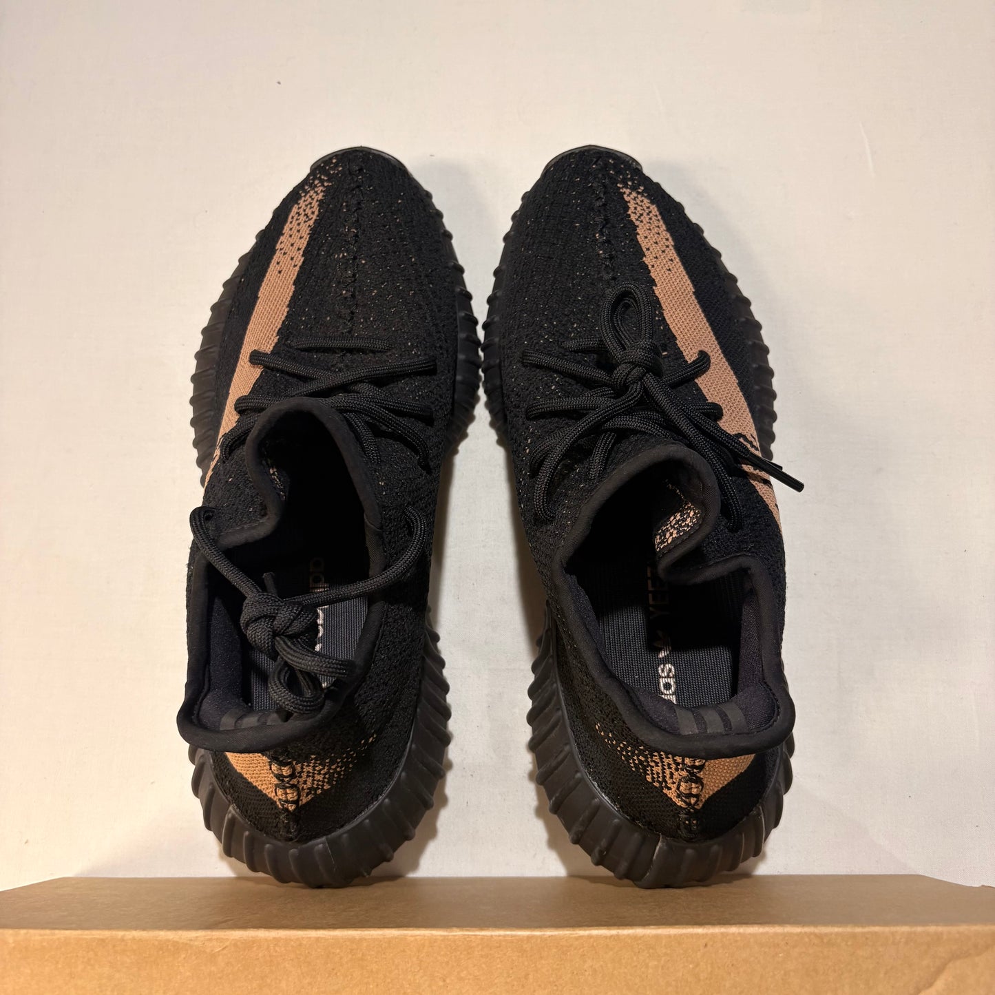 Adidas Yeezy Boost V2 Core Black Cooper U9