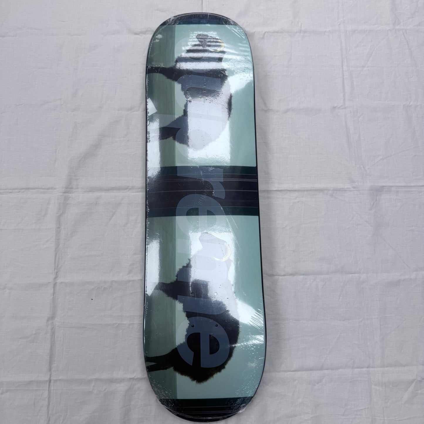 Supreme SS25 Damien Hirst Sheep Skateboard Deck